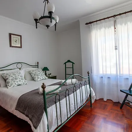 Casa Do Meio Cared For *