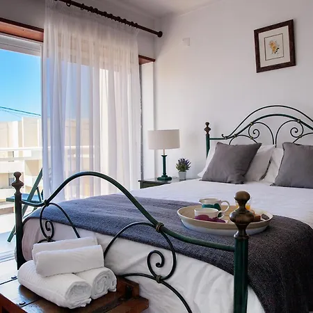 Casa Do Meio Cared For *