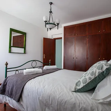 Casa Do Meio Cared For Apartman